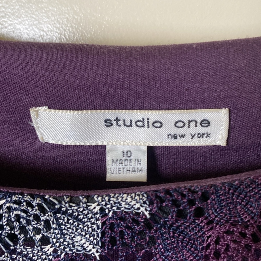 G050. Studio One size 10 Dress Crochet Shell Lined Waist Tie - Picture 4 of 8